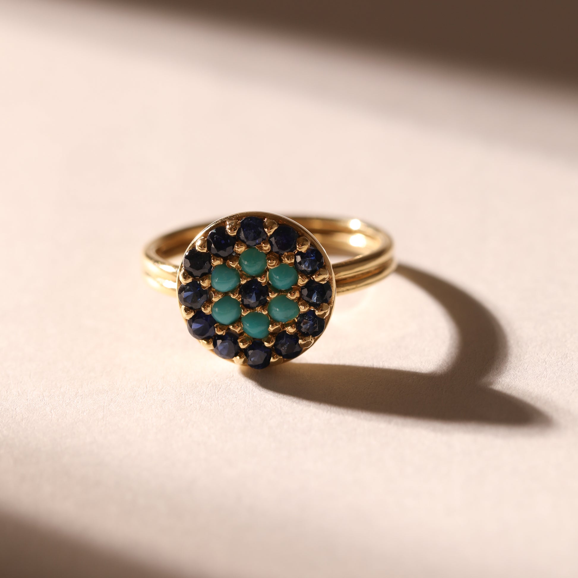 K18 ゴールド　エメラルド　サファイヤ　目　リング　NAZARA